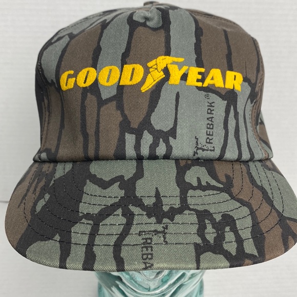 Vintage Good Year Trebark Camo Trucker Snapback Hat - Picture 1 of 7